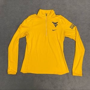 Nike West Virginia Mountaineers Gold Pullover
Dri-Fit
Quarter Zip